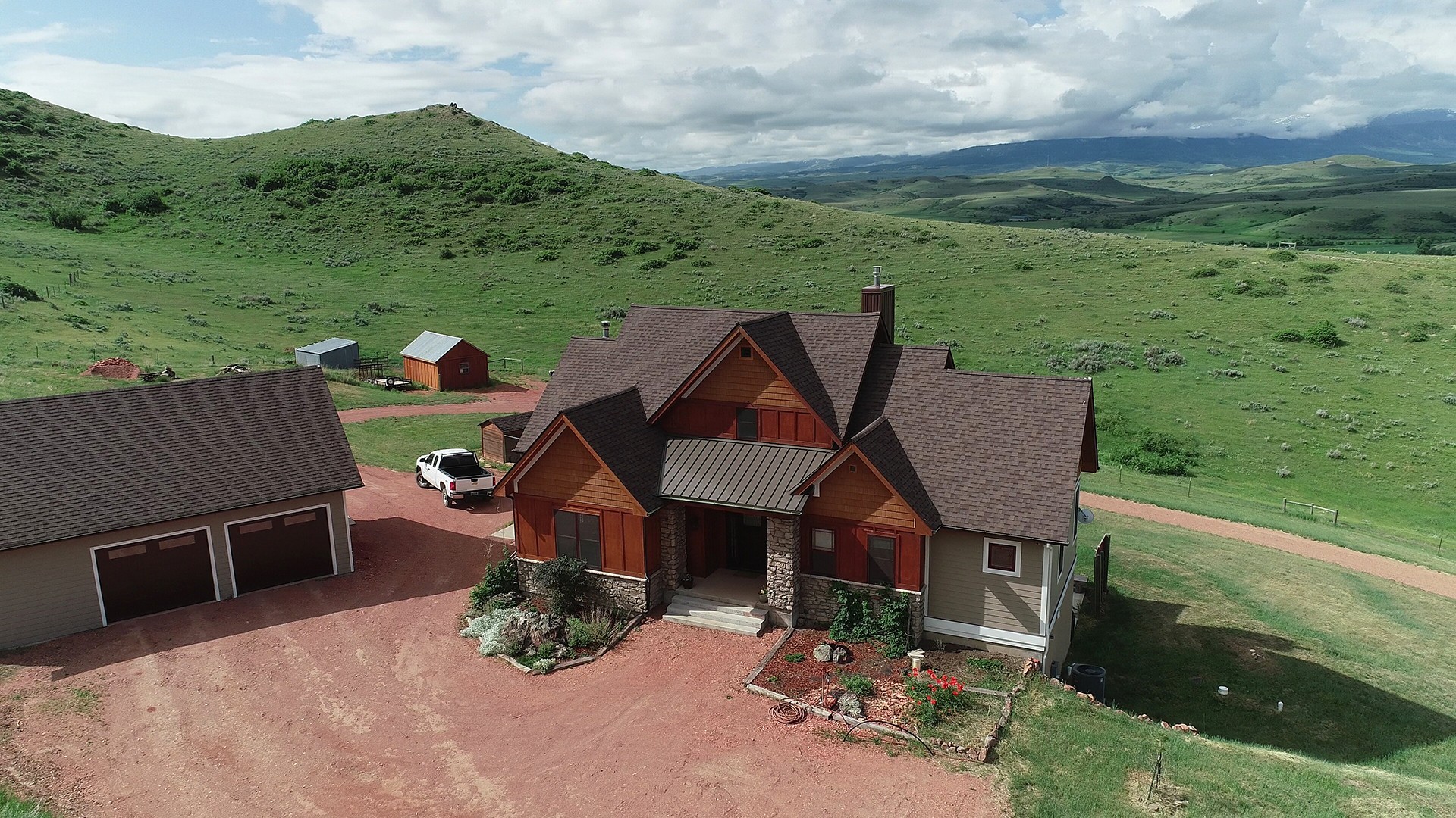 82 Painted Hills Dr Sheridan Wyoming Home on 35 acres Mtn Views