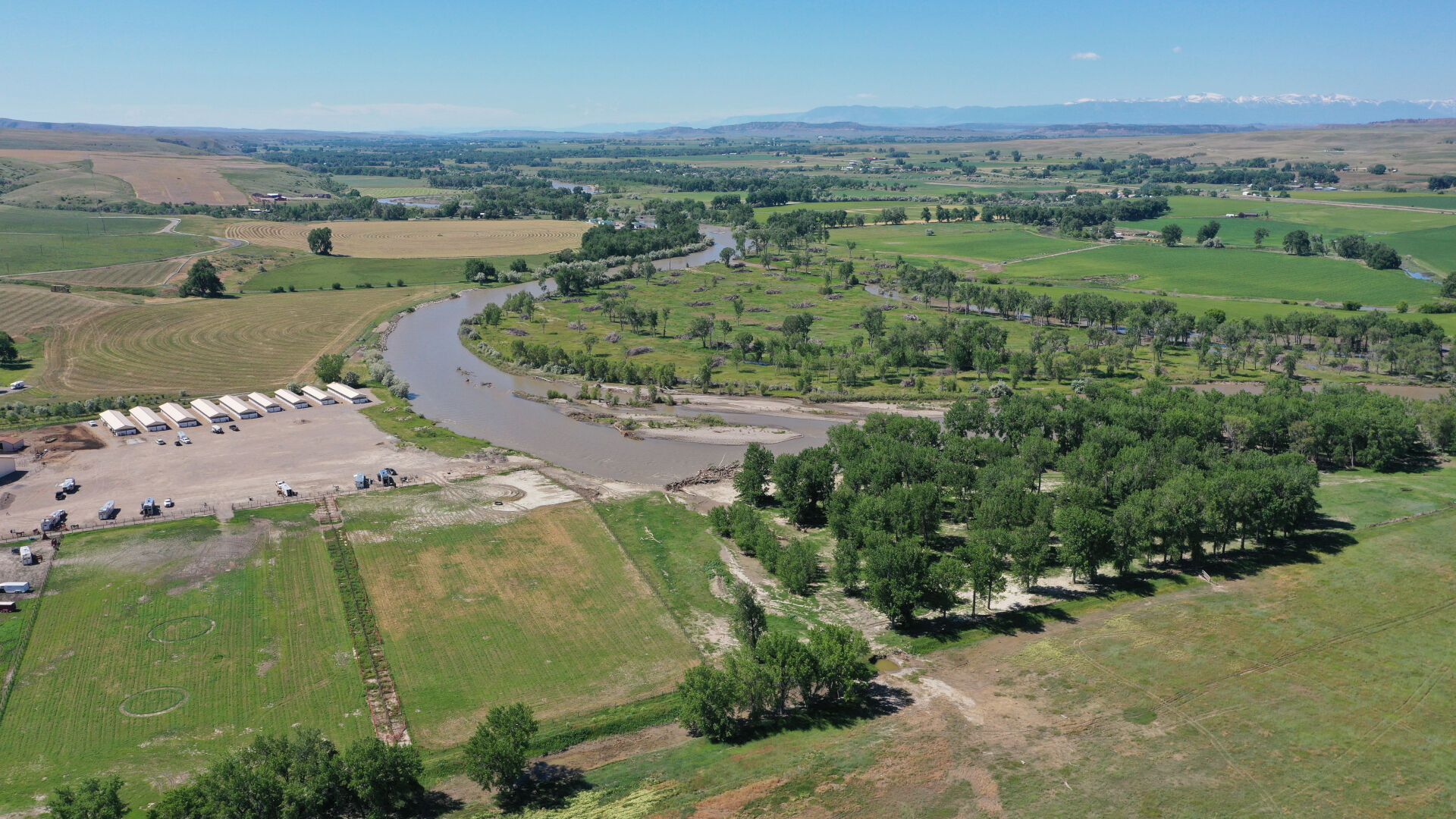Cottonwood Equine and Equestrian Events Center turn out pasture parking river