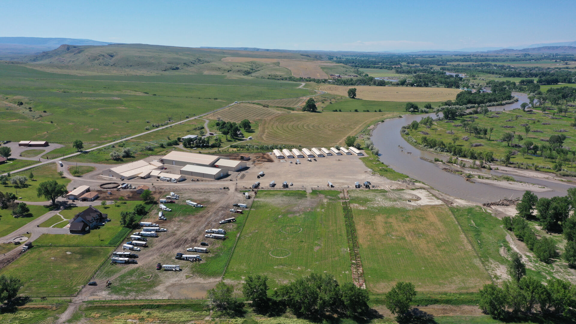 Cottonwood Equine and Equestrian Events Center turn out pastures parking and yellowstone river
