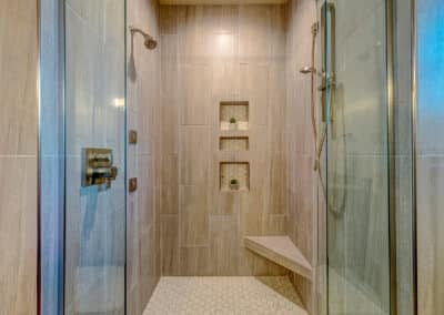 3 Green Meadows Drive main bathroom shower