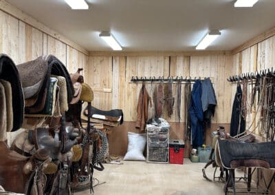 holmes ranch indoor arena tack room