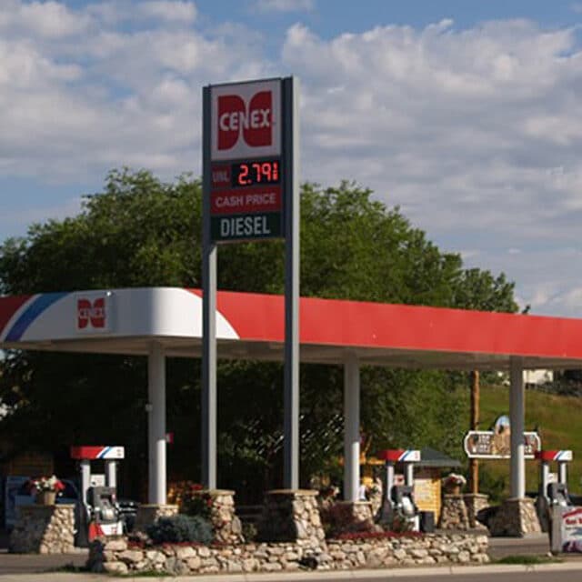 7088 coffeen ave featured image