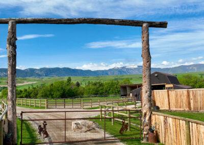 creekside at birdfarm entrance