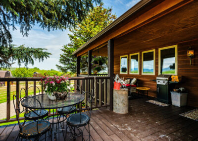 Creekside at Bird Farmdeck