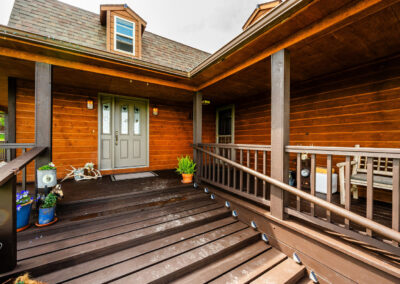 Creekside at Bird Farm entry details